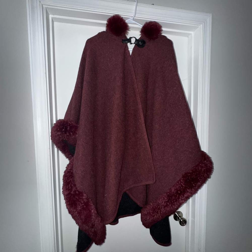 Burgundy Cape with Faux Fur Trim